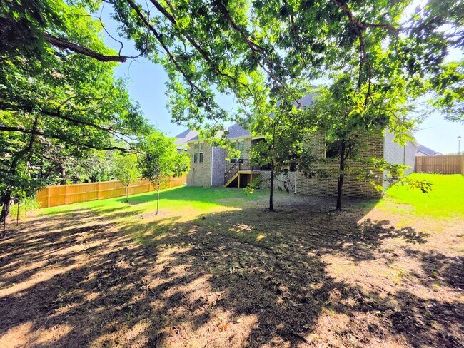 Building Photo - 2907 N Grey Squirrel Dr