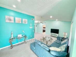 Building Photo - 285 Mark Twain Ln