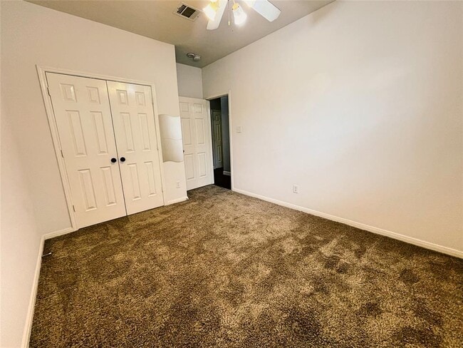 Building Photo - 2059 Carlisle Castle Dr