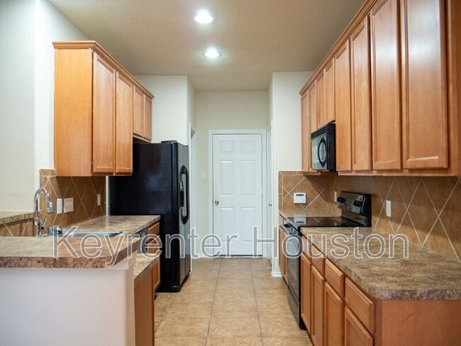 Building Photo - 47 Wickerdale Pl
