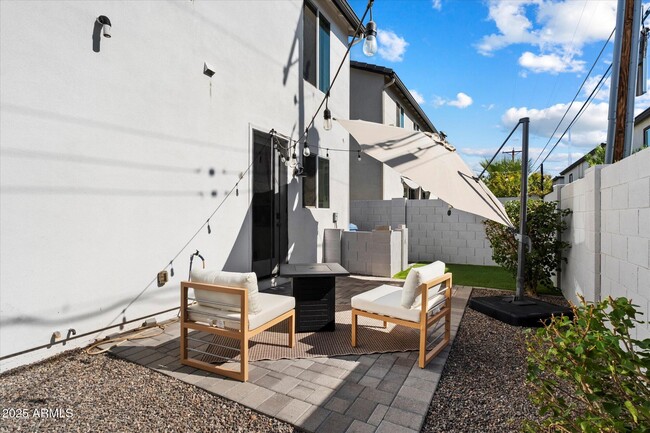 Building Photo - 3030 N 38th St