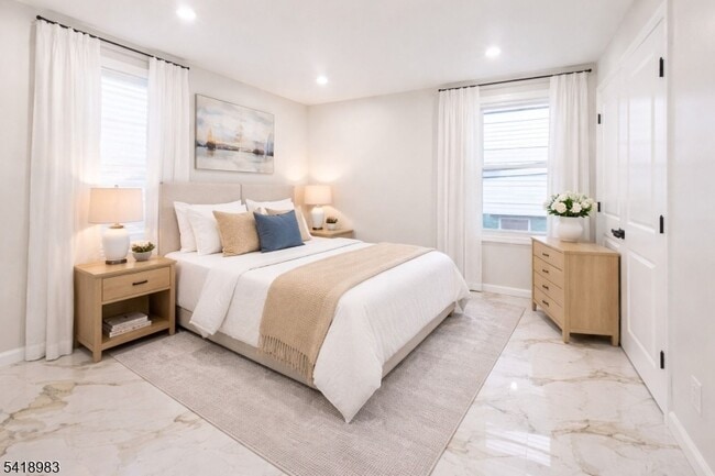 Building Photo - 310 Winans Ave