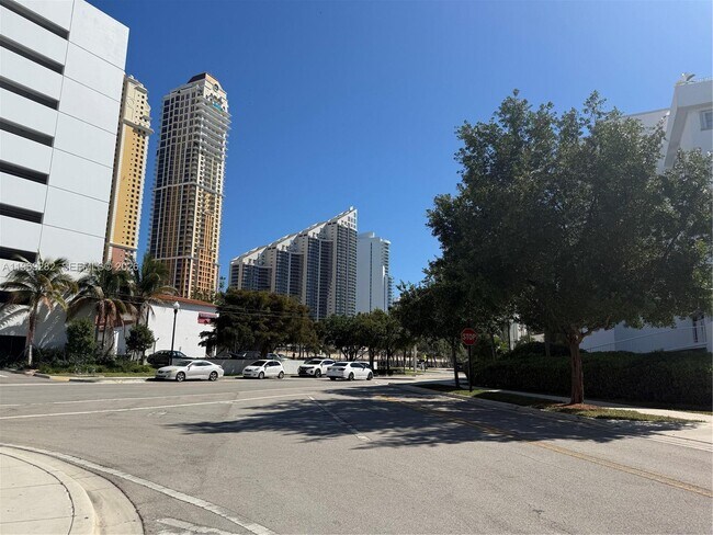 Building Photo - 201 180th Dr