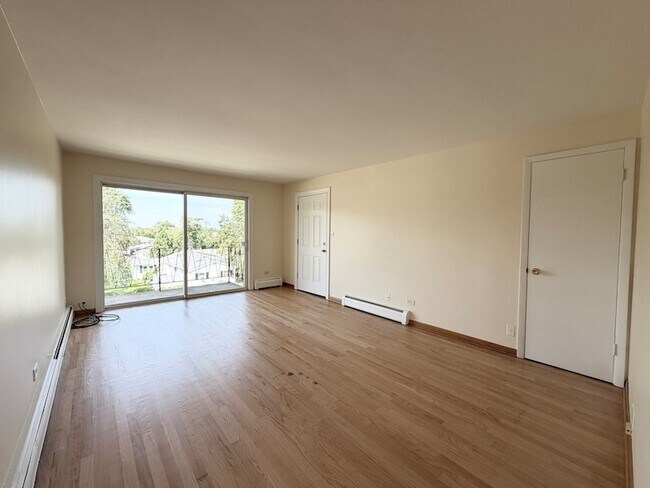 Building Photo - 8101 83rd Pl