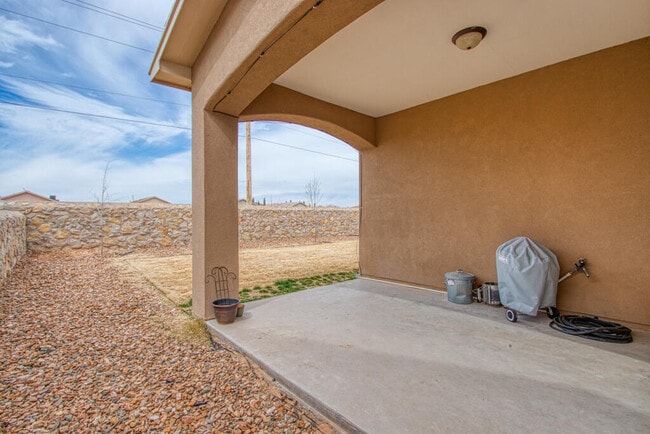 Building Photo - 3207 Christian Cunningham