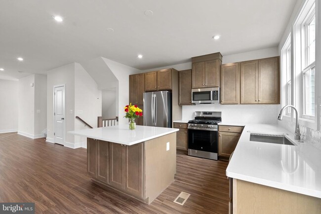 Building Photo - 103 Checkerspot Wy