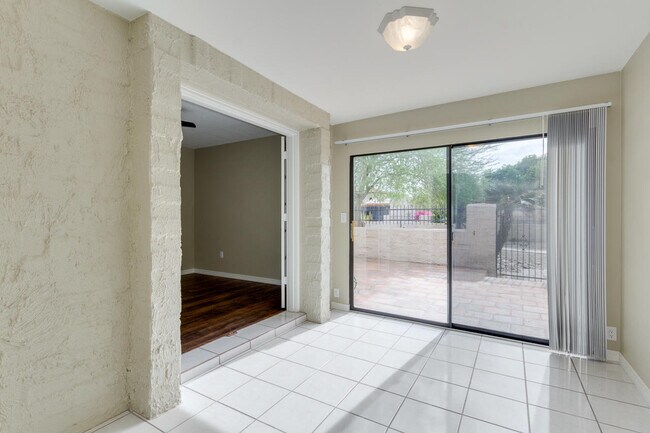Building Photo - 16634 N 29th Dr