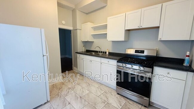 Building Photo - 445 Davidson Ct