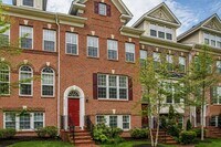 Building Photo - 2149 Red Vine Dr