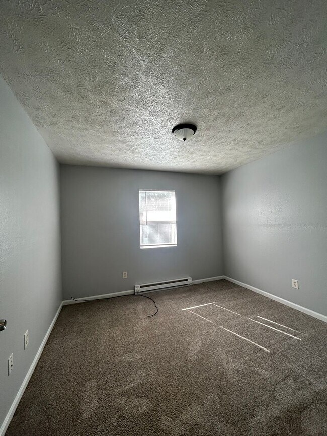 Building Photo - 1415-1417 Aster Street