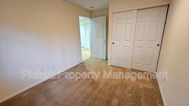 Building Photo - 12596 Deer Park Ln NW