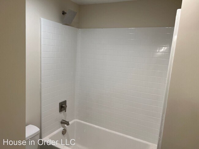 Building Photo - 3 br, 2.5 bath House - 78 Grace Estates Dr