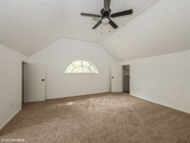 Building Photo - 1320 E Red Cedar Cir