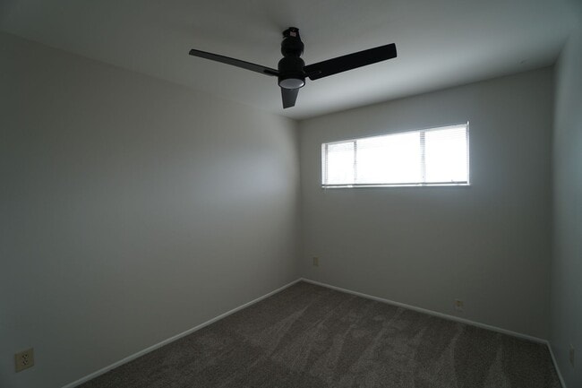 Building Photo - 6727 Dale Rd