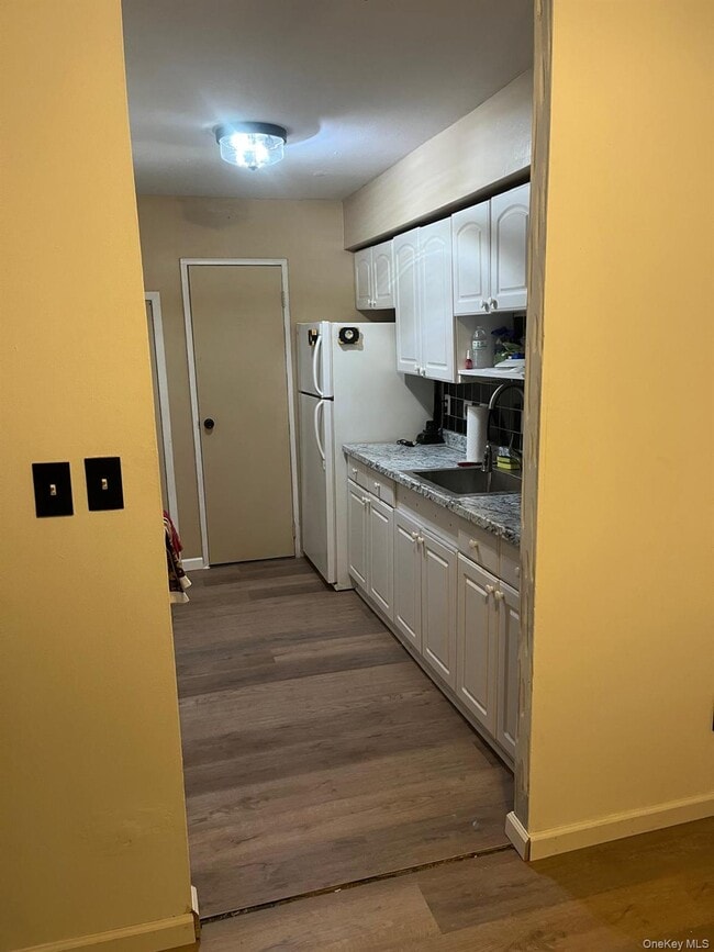 Building Photo - 2 Williamsburg Ct