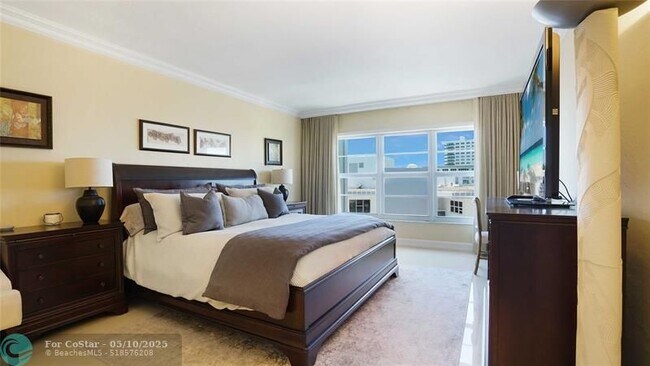 Building Photo - 3750 Galt Ocean Dr