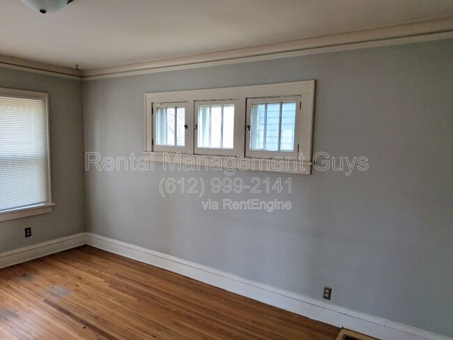 Building Photo - 1801 N Thomas Ave