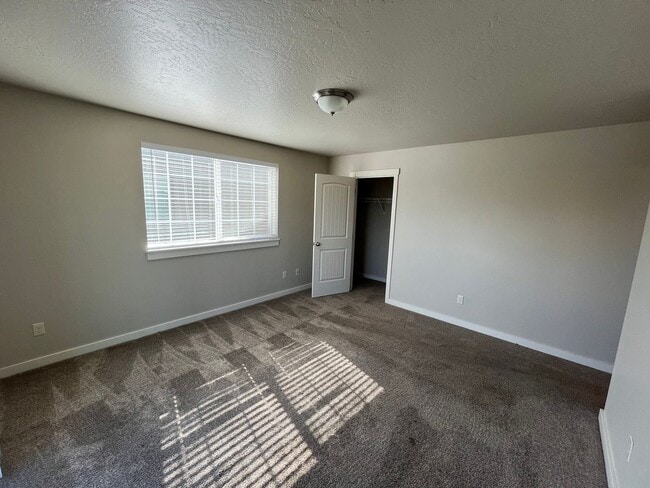 Building Photo - 63159 de Haviland St