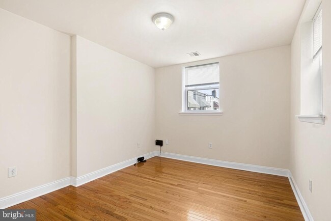 Building Photo - 1542 Passyunk Ave