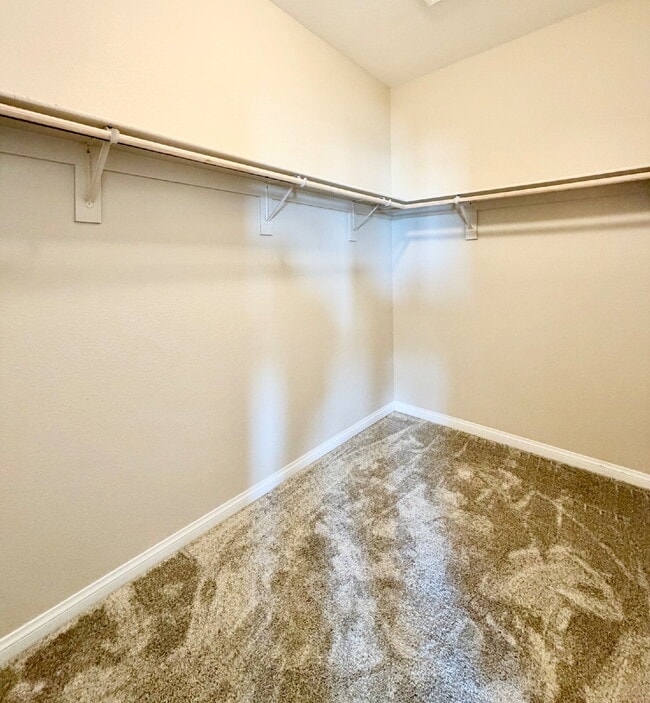 Building Photo - 3 Bedroom Townhome for Rent in Cadence Henderson | Solar Home | Master-Planned Community Near Las...