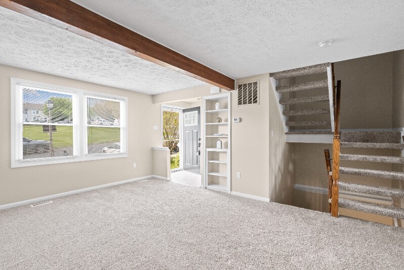 Building Photo - 131 Spruce Woods Ct