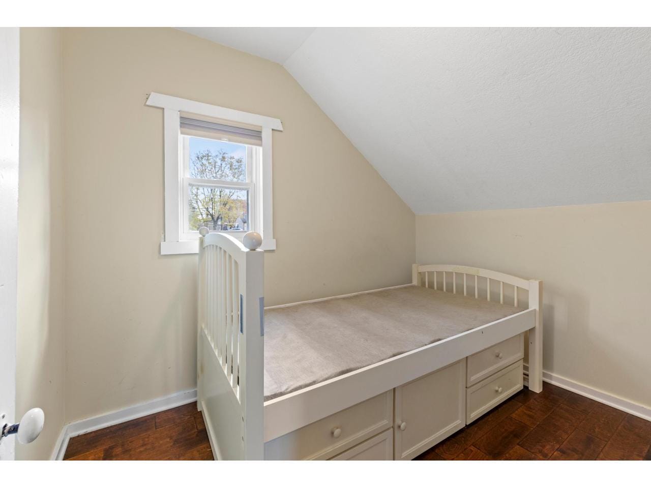 Building Photo - 120 2nd St N