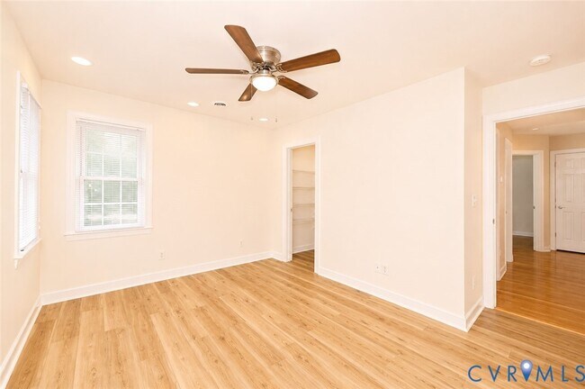 Building Photo - 11320 Sadler Oaks Dr
