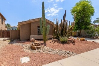 Building Photo - 3 Bedroom with Den in Chandler