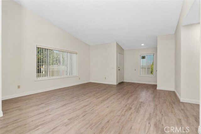 Building Photo - 474 Armitos Pl