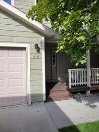 Building Photo - 3 Bed / 2.5 Bath Townhouse – Bozeman, MT  Price Reduced!