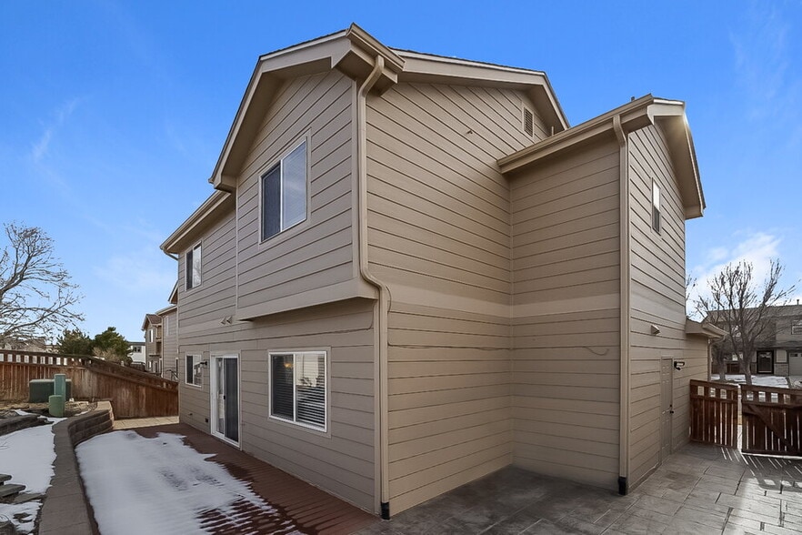 Building Photo - 5065 Pelican St