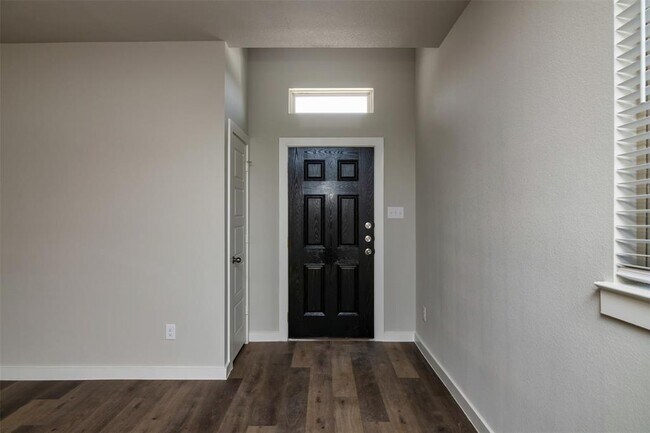 Building Photo - 641 Fallow Dr