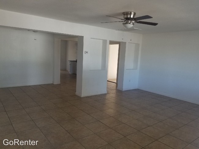 Building Photo - 5 br, 2 bath House - 911 S Drew St