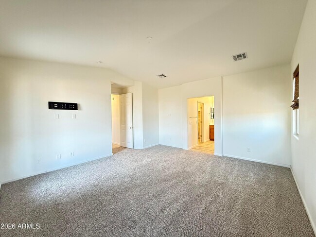 Building Photo - 2372 E Dust Devil Dr