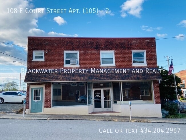 Primary Photo - 108 E Court St