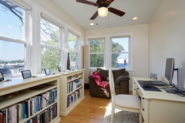 Building Photo - Petworth Stunner with Garage