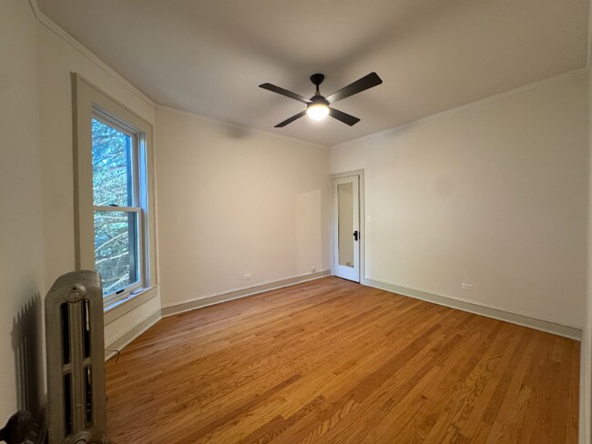 Building Photo - 3426 N Keeler Ave