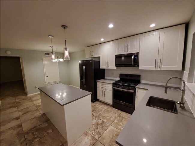 Building Photo - 1410 Bellmar Dr