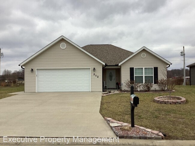 Primary Photo - 3 br, 2 bath House - 212 Sun Valley Ct