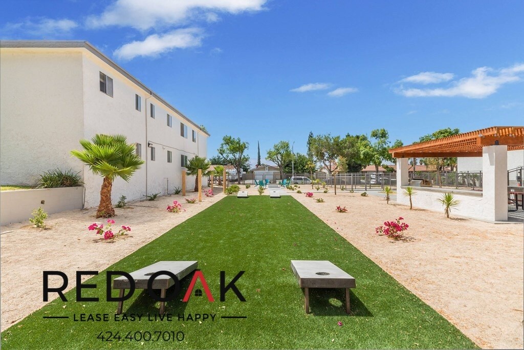 Building Photo - 13325 Heacock St