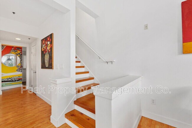 Building Photo - 401 Mason Ct