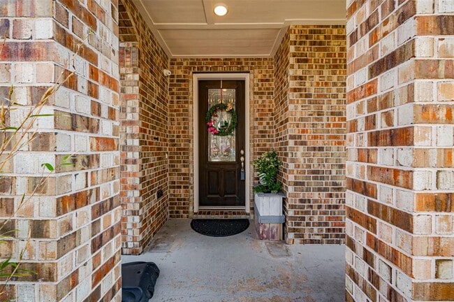 Building Photo - 11202 Bluewater Lagoon Cir