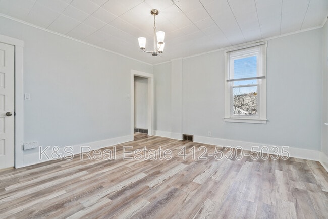 Building Photo - 523 Edgewood Ave