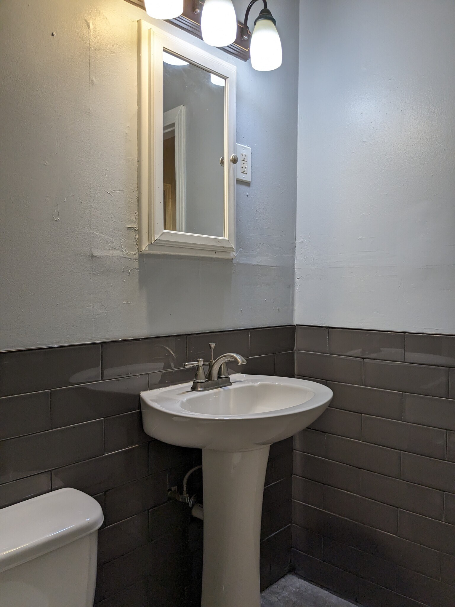 Bathroom - 1114 N 35th St