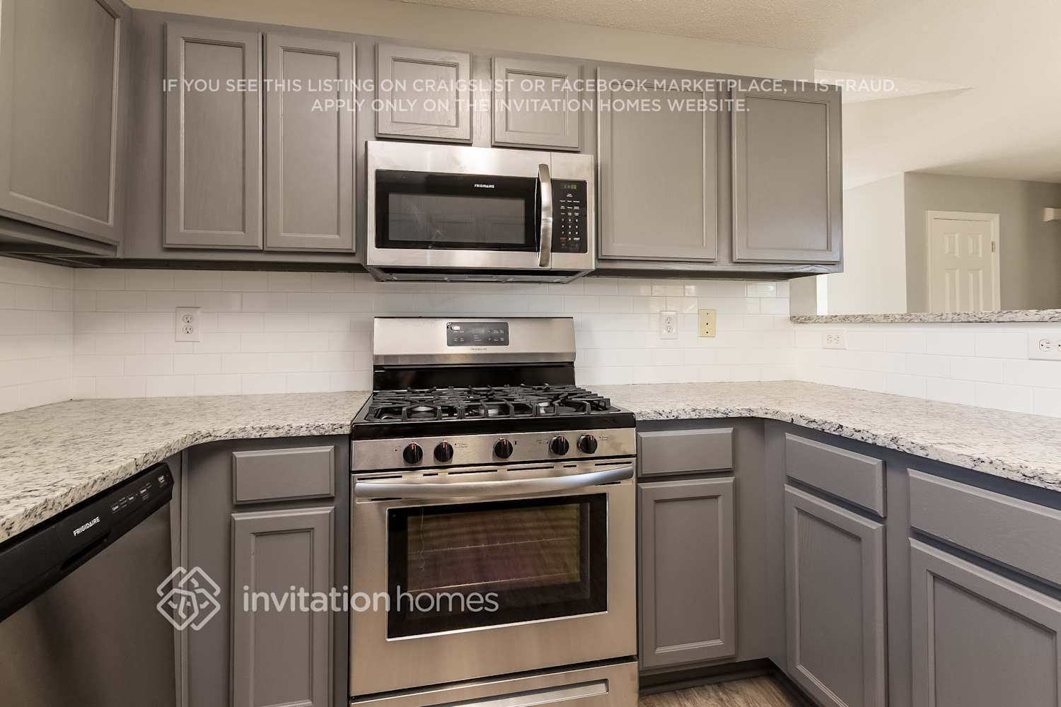 Building Photo - 4611 Orange Dr