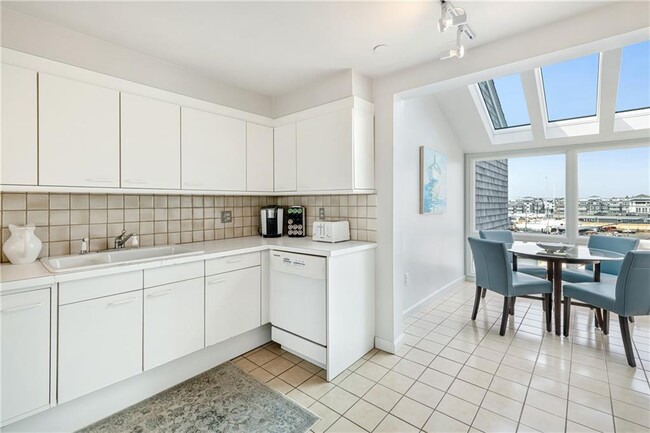 Building Photo - 31 Coddington Wharf