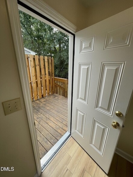 Building Photo - 212 S Hollybrook Rd