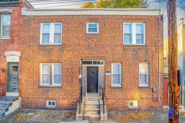 Building Photo - 1730 Memphis St