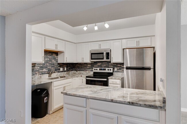 Building Photo - 6168 Principia Dr