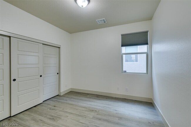 Building Photo - 9009 Janice Glen Ave